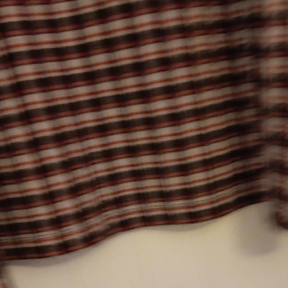 Top - Picture 4 of 7